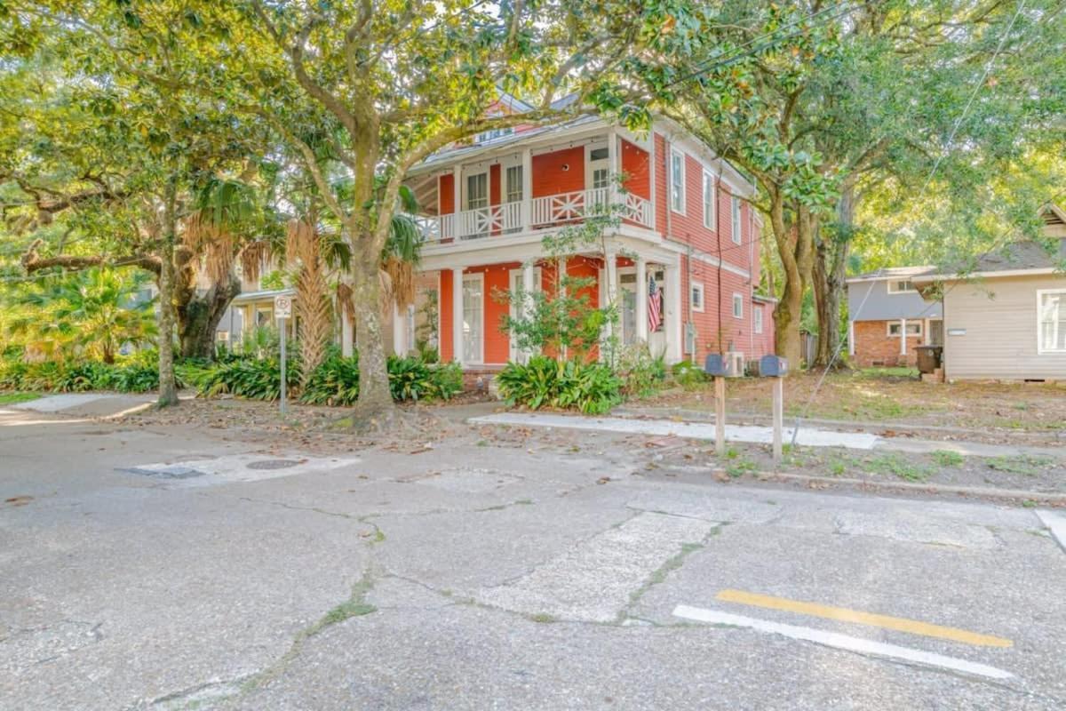 Pretty Peach Palace-Historic, Mins To Downtown Mobile Luaran gambar