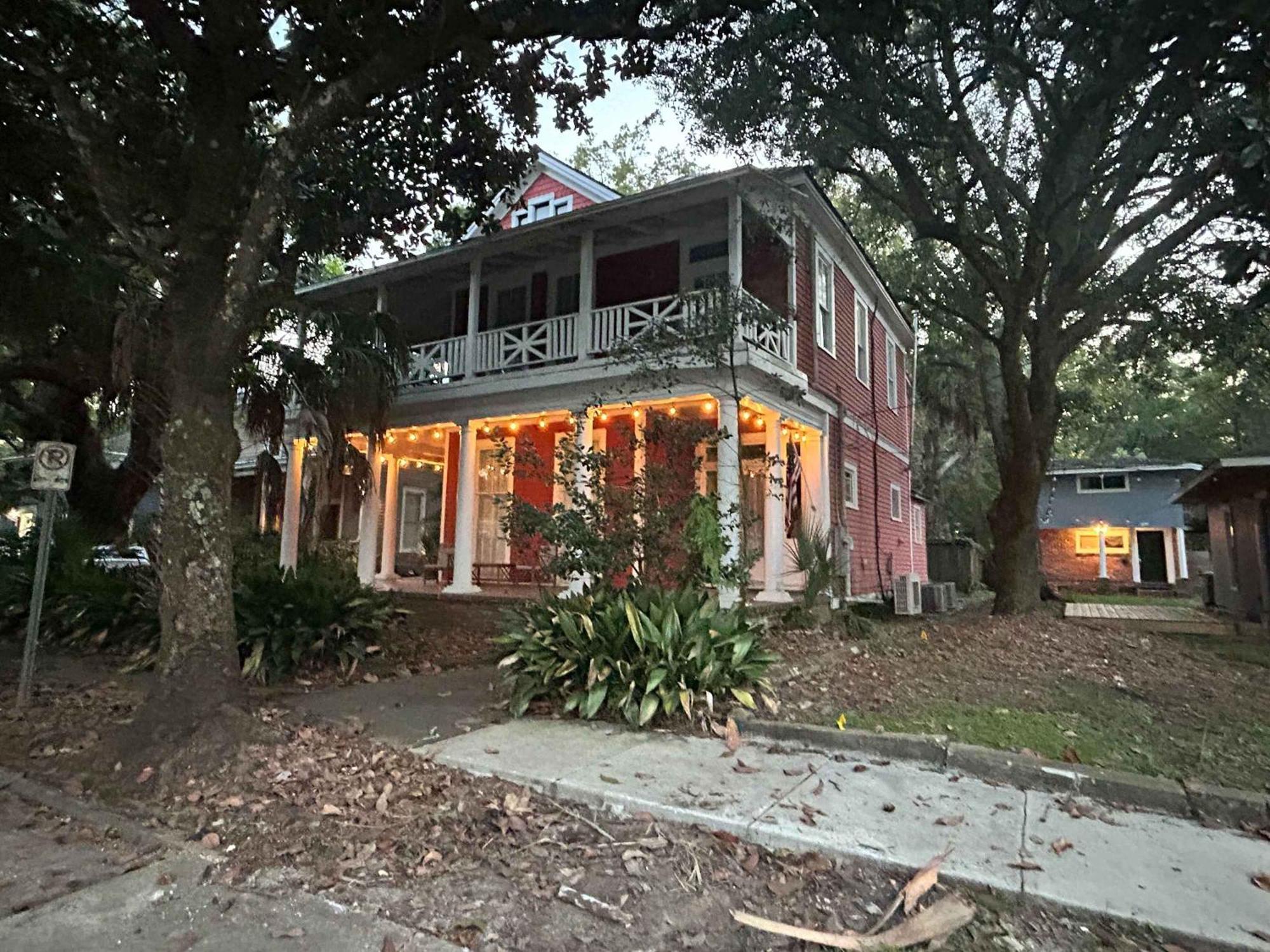 Pretty Peach Palace-Historic, Mins To Downtown Mobile Luaran gambar